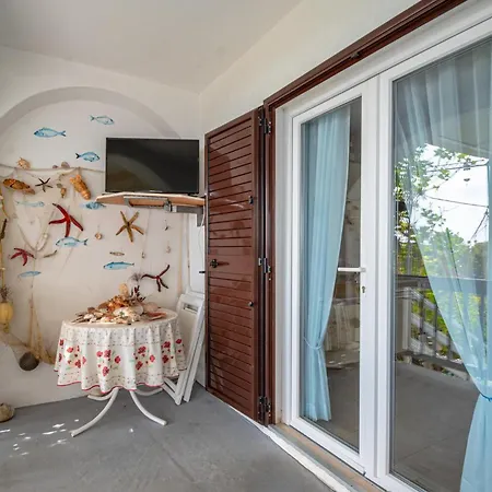 Stunning In With Kitchen *